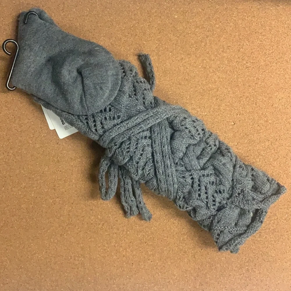 MeMoí Knit Pointelle Bow Knit OTK Boot Sock